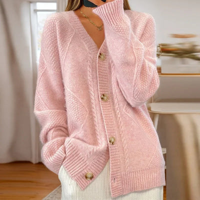 Éloise – Elegant Cable-Knit Cardigan